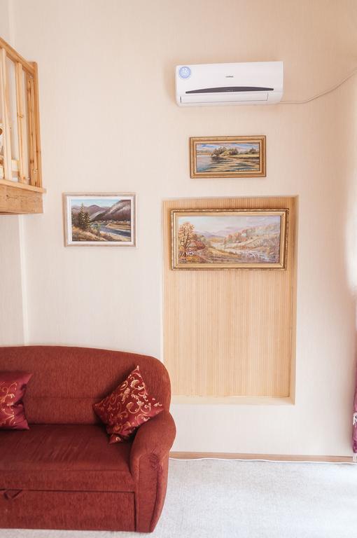 Apartment Na Shevchenka 3 Lvov Exteriér fotografie